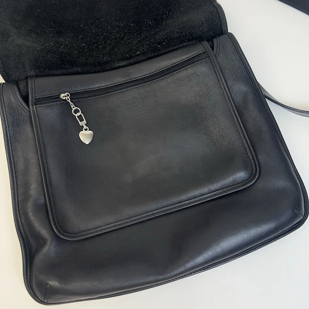 Vintage COACH Leather Hippie Flap Slim Crossbody Bag Nickel Hardware Black 9134